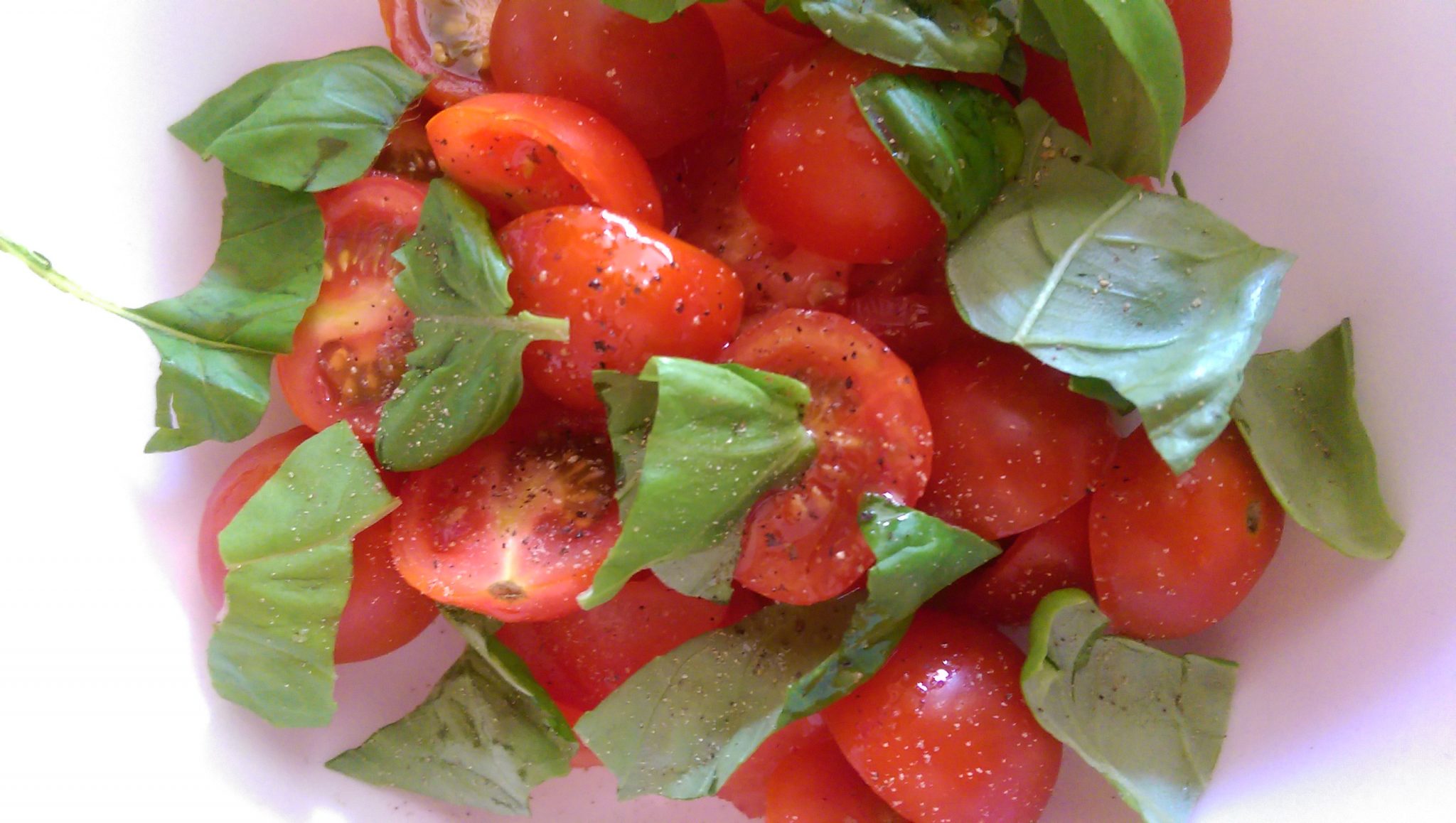 Recipe: Cherry Tomato and Basil Salad